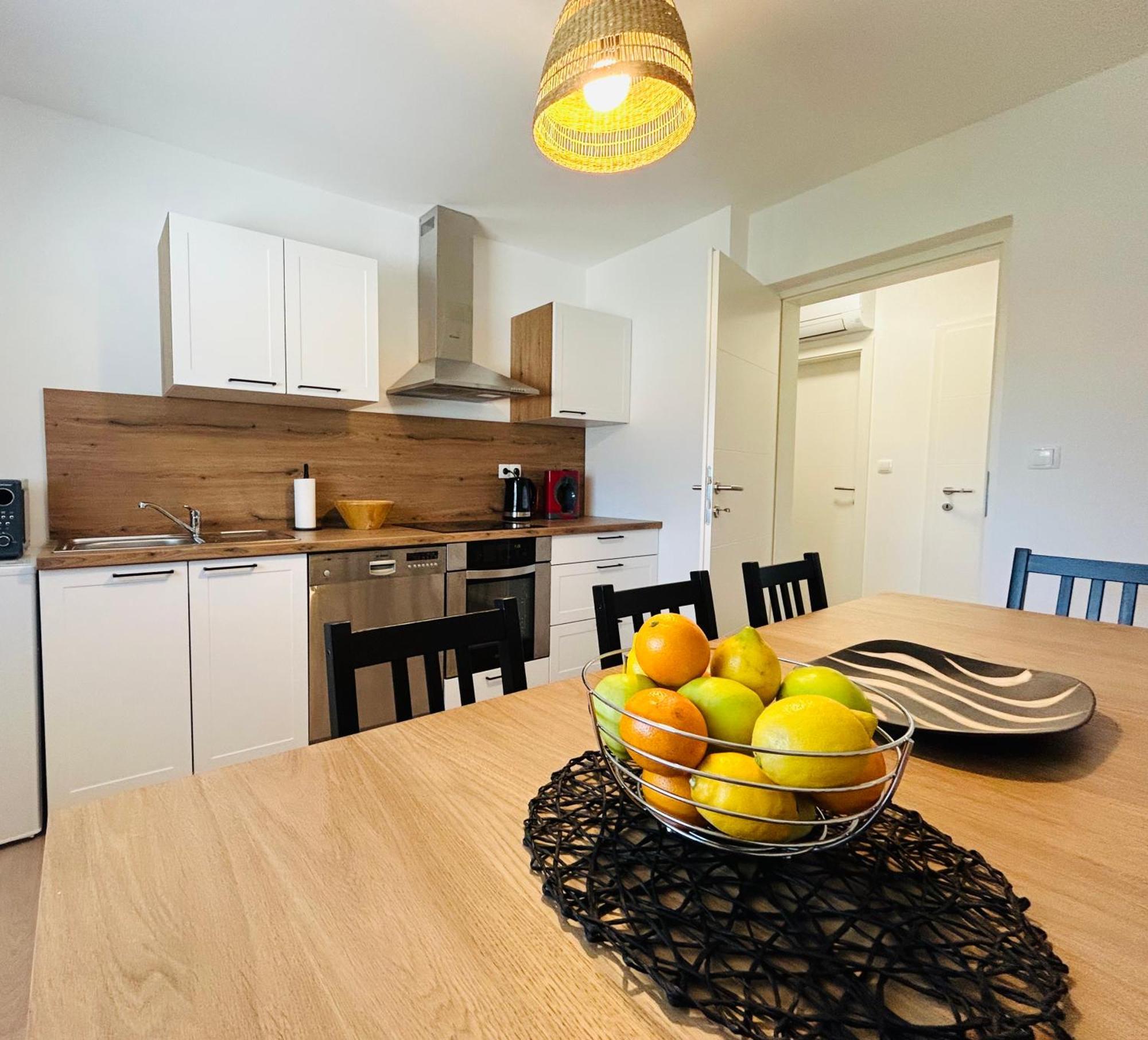 Apartma Jana Zirovnica Kültér fotó